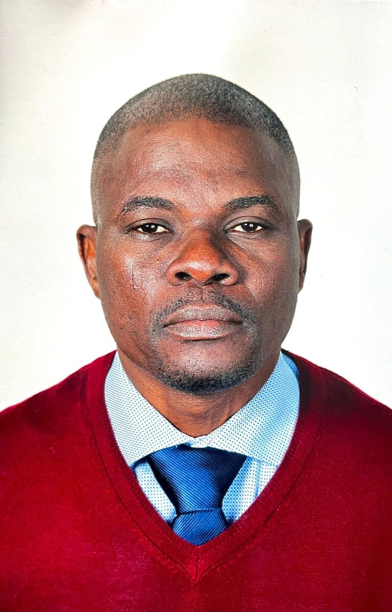 PORTRAIT | Dr KIMITENE EZEPT VALMO, un cadre incarnant l&rsquo;espoir pour le développement de nos communautés.