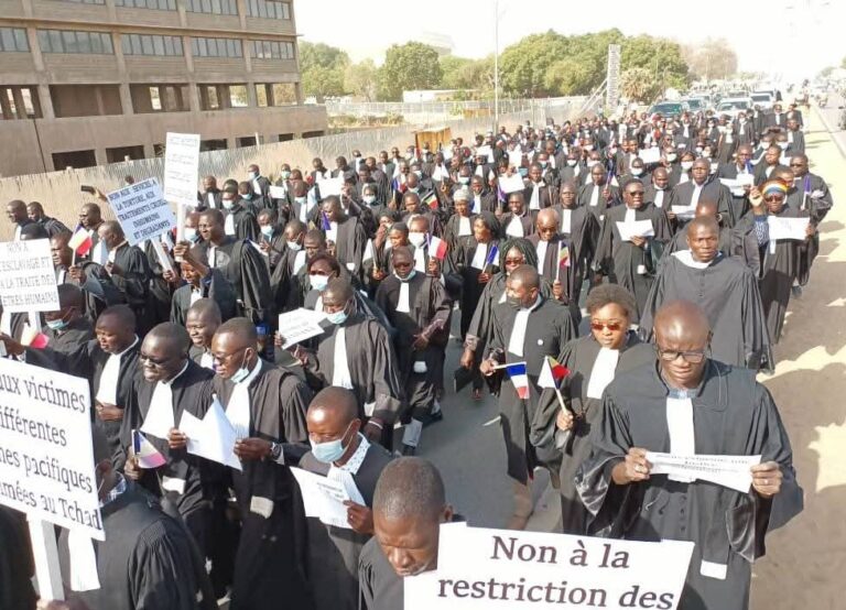Justice au Tchad : Les huissiers-commissaires de justice entrent en grève pour protester contre les blocages judiciaires