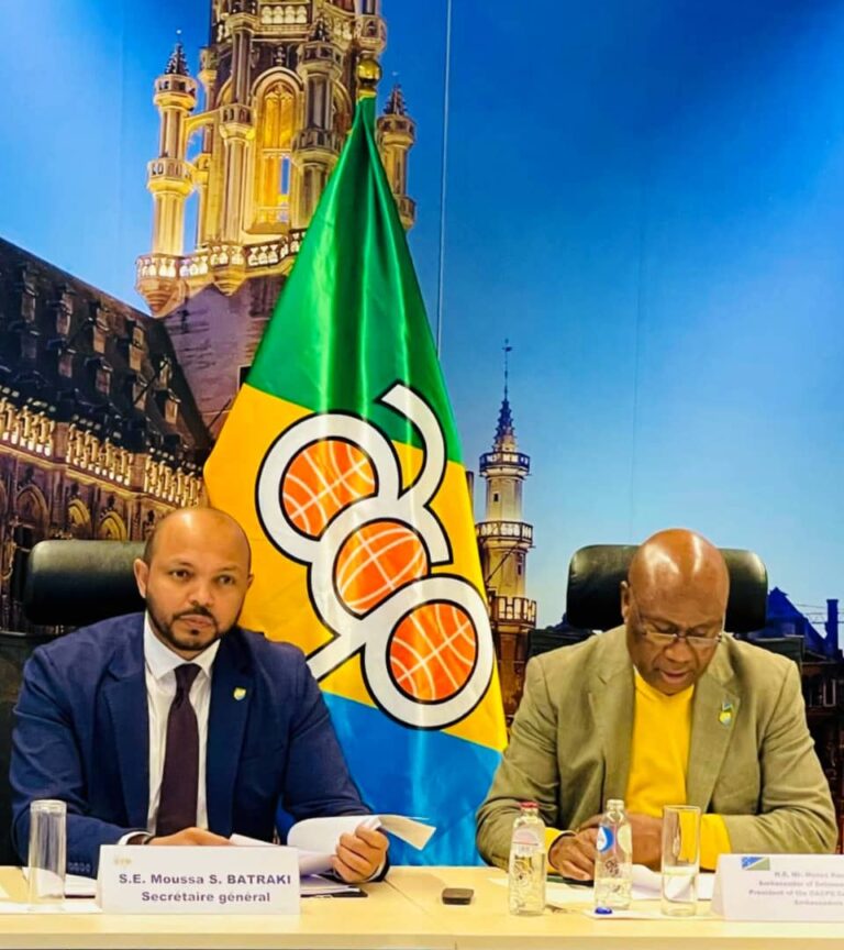 سفراء OACPS يعقدون قمة تحضيرية حاسمة لوضع الأجندة الوزارية والإصلاحات الإدارية