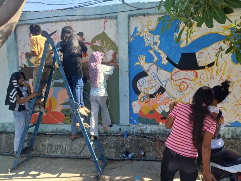 Timor-Leste : Arte Moris et HWPL lancent la 3ᵉ fresque pour la paix à l’Université UNPAZ