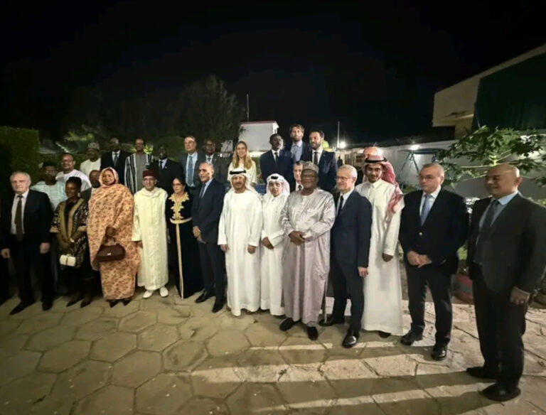 ديبلوماسية الترحيب: سفير المغرب يجمع رؤساء البعثات في أنجمينا