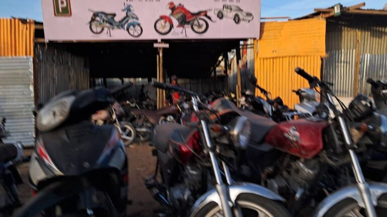 Pont de Nguéli : l’interdiction des motos, entre sécurité et intérêts lucratifs