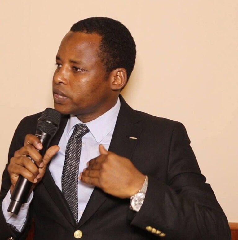 Tchad–France : le parti TCHAD UNI dénonce une diplomatie « incohérente »