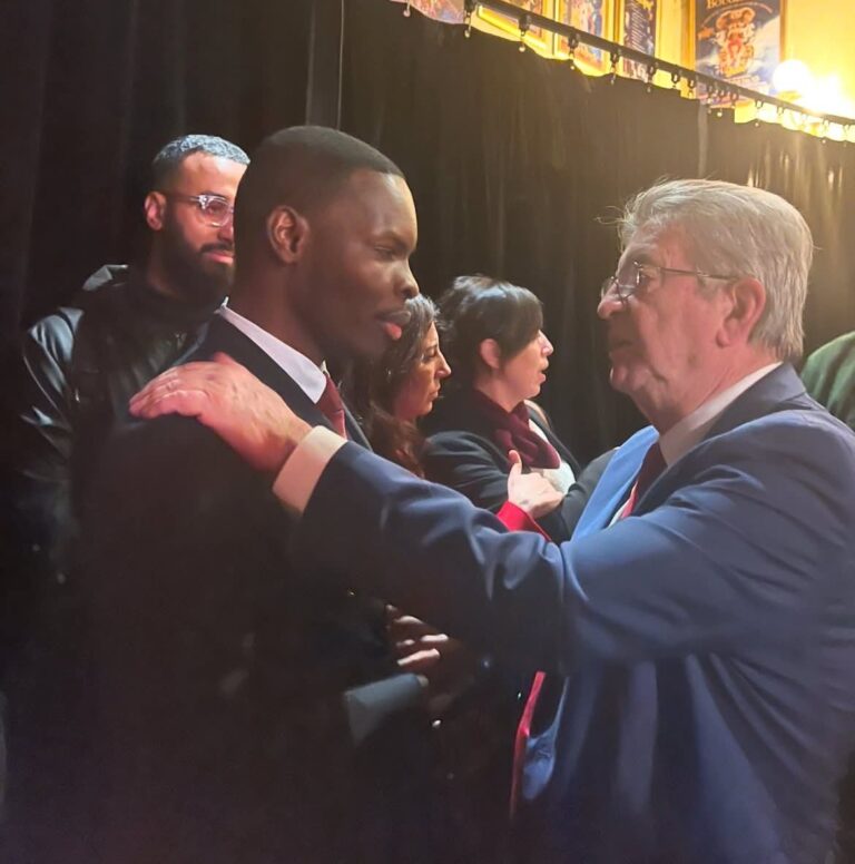 Paris : Alifa Younous Mahamat rencontre Jean-Luc Mélenchon pour plaider la cause du Tchad