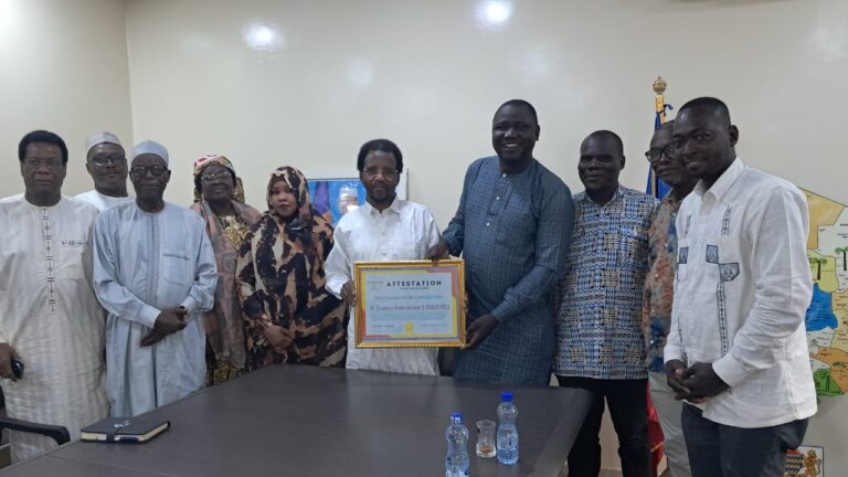 Lutte contre la corruption | Ousman Abderamane Djougourou distingué Personnalité de l’année 2025