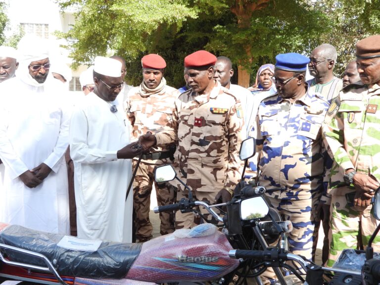 Am Timan : 30 motos remises aux Forces de Défense et de Sécurité