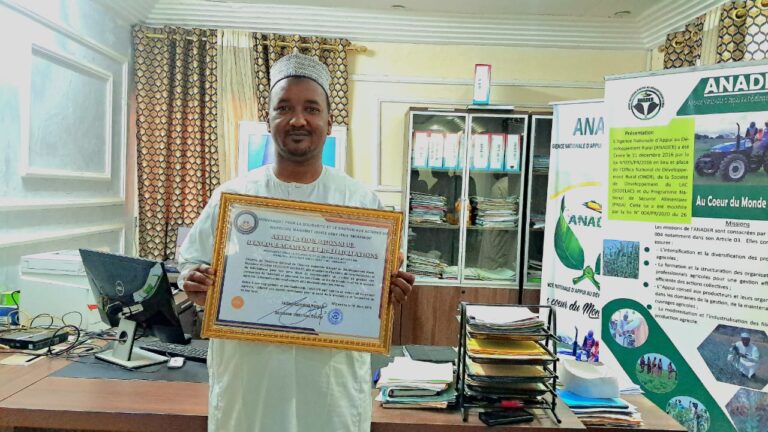 Tchad : MOSAMIDI distingue le DG de l’ANADER pour son engagement en faveur du monde rural