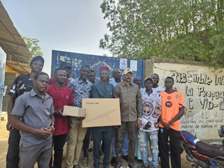 Walia : un kit Internet offert à la Maison des jeunes par la diaspora tchadienne au Gabon