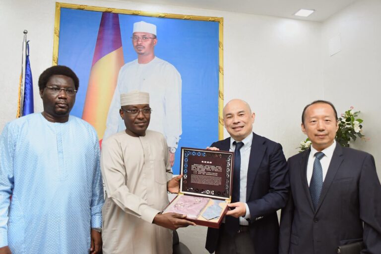 Tchad–Chine : N’Djamena et Pékin renforcent leur coopération dans le numérique