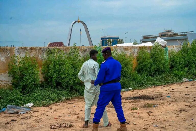 N’Djamena : la Police sanitaire municipale intensifie les contrôles contre la défécation à l’air libre