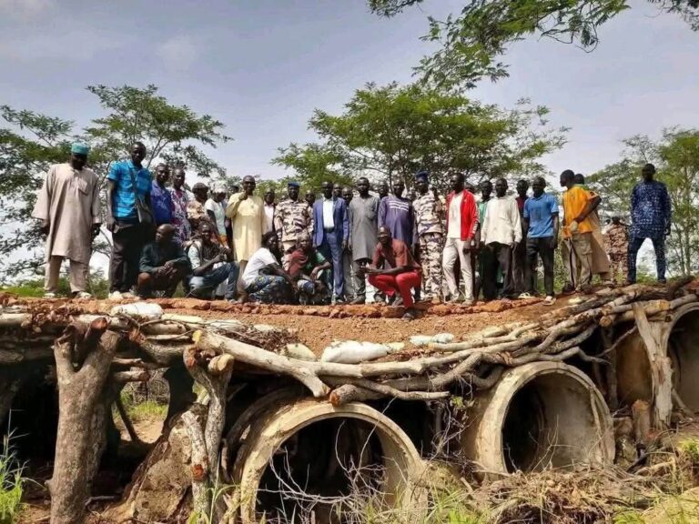 Nanaye : la population de Koimbi rétablit la circulation grâce à une initiative communautaire